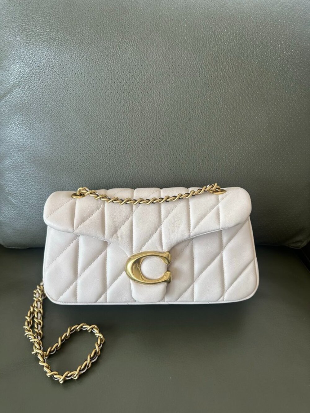 Coach Tabby 20 Shoulder Bag Crossbody Authentic